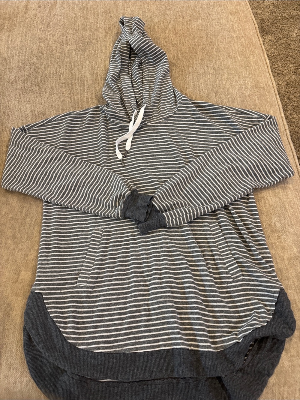 Doe & Rae Gray and White Striped Hoodie Sweatshirt